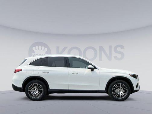 2025 Mercedes-Benz GLC 300 4MATIC