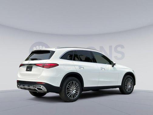 2025 Mercedes-Benz GLC 300 4MATIC
