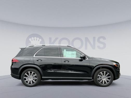 Obsidian Black Metallic 2026 Mercedes-Benz GLE 350 4MATIC
