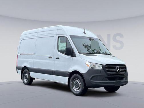 2025 Mercedes-Benz Sprinter 2500 Standard Roof