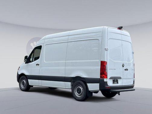 2025 Mercedes-Benz Sprinter 2500 Standard Roof