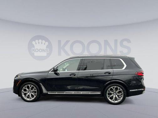 2025 BMW X7 xDrive40i