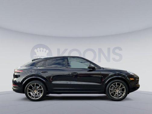 2022 Porsche Cayenne S