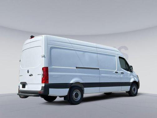 2025 Mercedes-Benz Sprinter 2500 High Roof