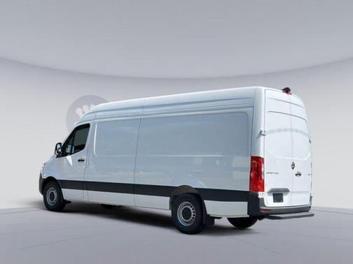 2025 Mercedes-Benz Sprinter 2500 High Roof