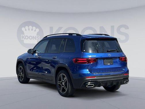 Starling Blue Metallic 2026 Mercedes-Benz GLB 250 4MATIC