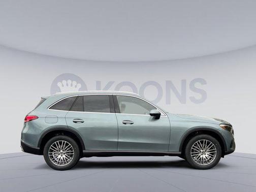 2026 Mercedes-Benz GLC 300 4MATIC