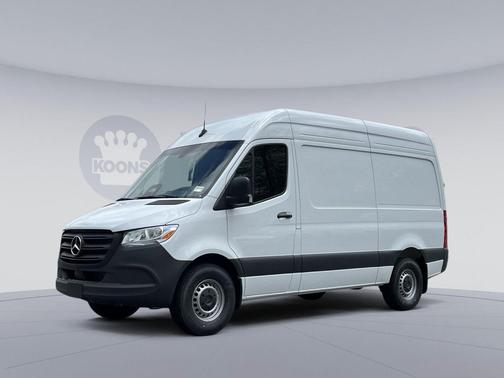 Arctic White 2026 Mercedes-Benz Sprinter 2500 Standard Roof