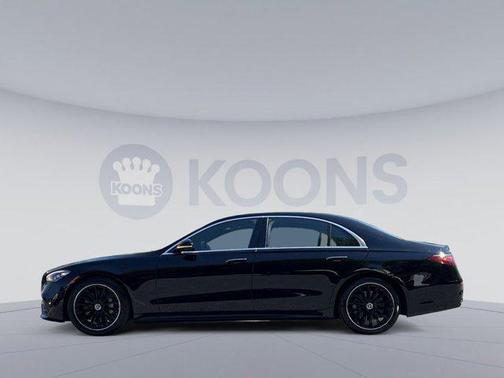 Black 2022 Mercedes-Benz S-Class 4MATIC
