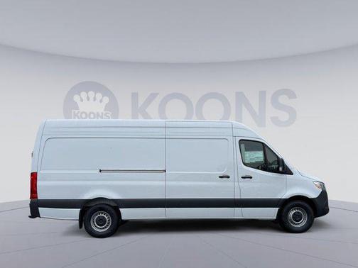 2025 Mercedes-Benz Sprinter 2500 High Roof