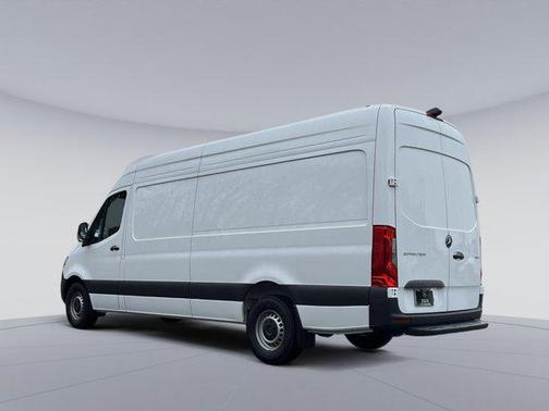 2025 Mercedes-Benz Sprinter 2500 High Roof