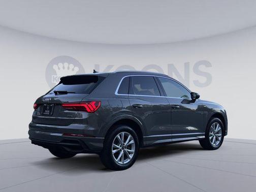 2024 Audi Q3 Premium 45 TFSI S line quattro Tiptronic