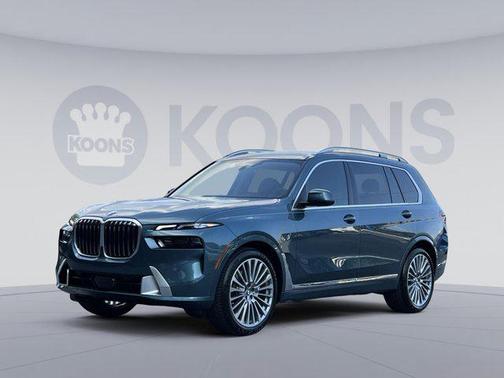 2025 BMW X7 xDrive40i