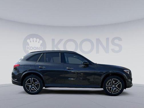 2026 Mercedes-Benz GLC 300 4MATIC