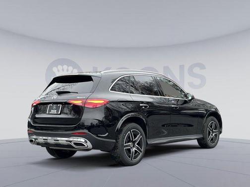 2026 Mercedes-Benz GLC 300 4MATIC