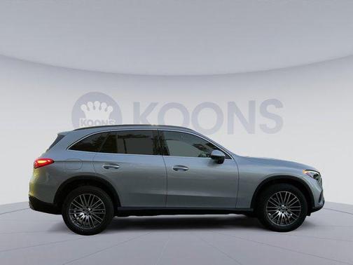 2026 Mercedes-Benz GLC 300 4MATIC