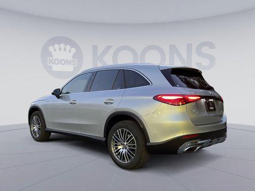 2026 Mercedes-Benz GLC 300 4MATIC