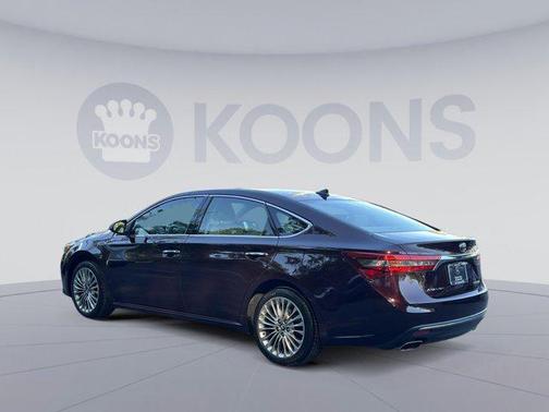 Sizzling Crimson Mica 2017 Toyota Avalon XLE