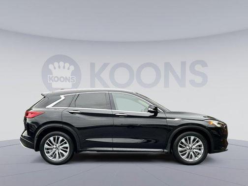 2023 INFINITI QX50 LUXE AWD