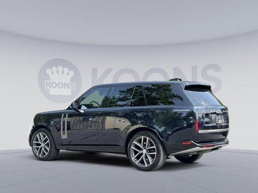 2025 Land Rover Range Rover P400 SE