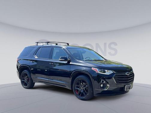 Mosaic Black Metallic 2018 Chevrolet Traverse Premier