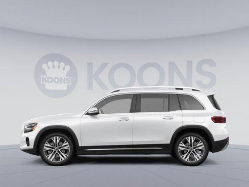 Polar White 2026 Mercedes-Benz GLB 250 4MATIC