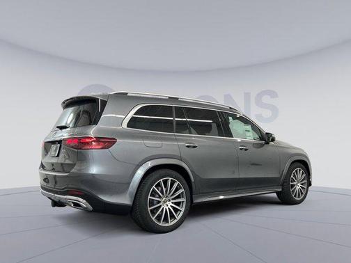 2025 Mercedes-Benz GLS 450 4MATIC