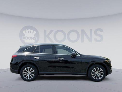 2025 Mercedes-Benz GLC 300 4MATIC