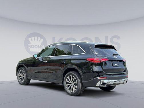 2025 Mercedes-Benz GLC 300 4MATIC
