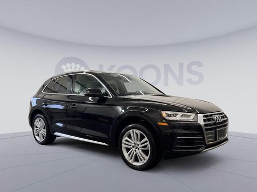 Brilliant Black 2019 Audi Q5 2.0T Premium Plus