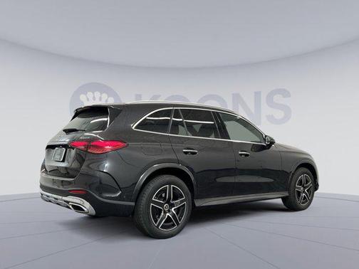 2025 Mercedes-Benz GLC 350e Base