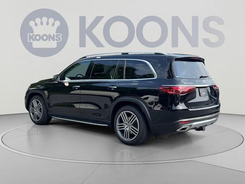Black 2026 Mercedes-Benz GLS 450 4MATIC