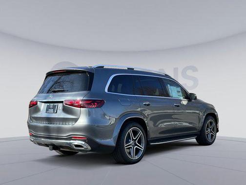 Selenite Grey Metallic 2026 Mercedes-Benz GLS 450 4MATIC