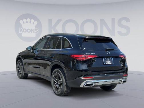 Black 2026 Mercedes-Benz GLC 300 4MATIC
