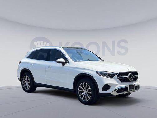 Polar White 2026 Mercedes-Benz GLC 300 4MATIC