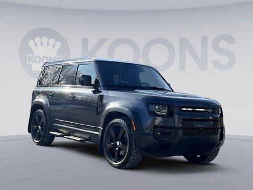 2024 Land Rover Defender 110 P500 SE