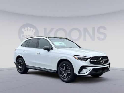MANUFAKTUR Moonlight White Metallic 2026 Mercedes-Benz GLC 300 4MATIC