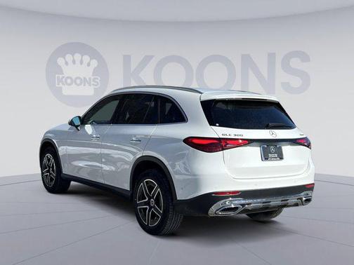 2026 Mercedes-Benz GLC 300 4MATIC