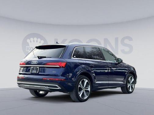 2023 Audi Q7 55 Premium Plus