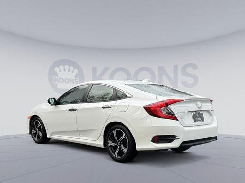 2017 Honda Civic Touring