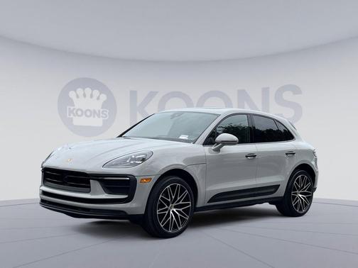 Gray 2024 Porsche Macan Macan