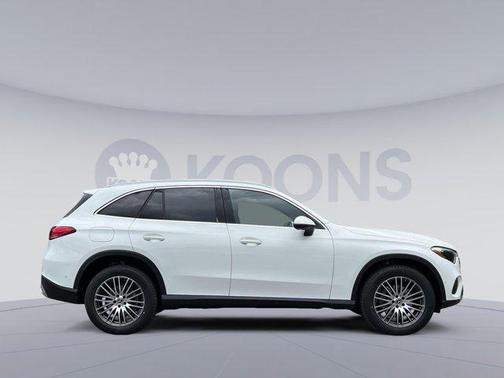 2025 Mercedes-Benz GLC 300 4MATIC