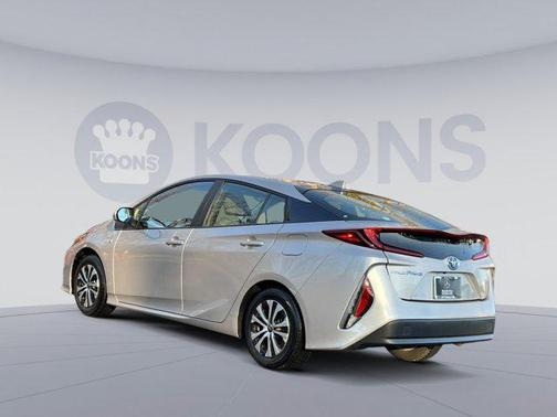 2022 Toyota Prius Prime LE
