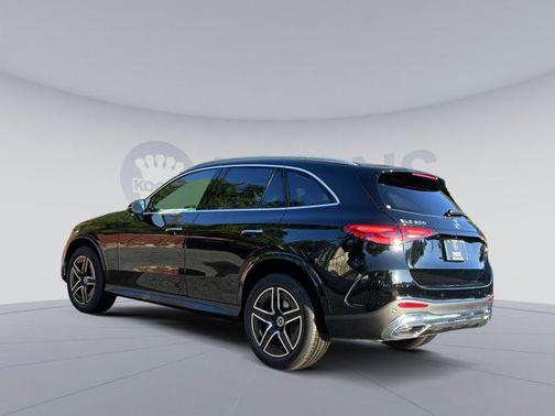 2026 Mercedes-Benz GLC 300 4MATIC