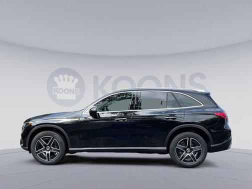 2026 Mercedes-Benz GLC 300 4MATIC