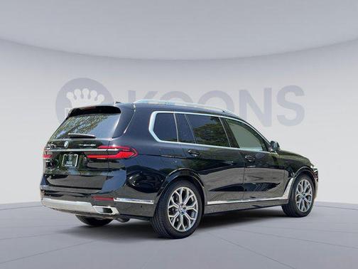 2024 BMW X7 xDrive40i