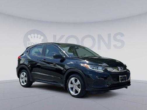 Crystal Black Pearl 2022 Honda HR-V LX