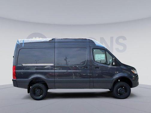 2024 Mercedes-Benz Sprinter 2500 Standard Roof