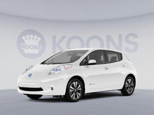 Pearl White 2016 Nissan Leaf SL