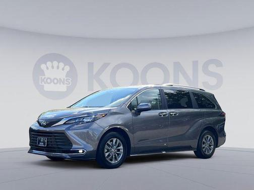 Cement 2024 Toyota Sienna XLE